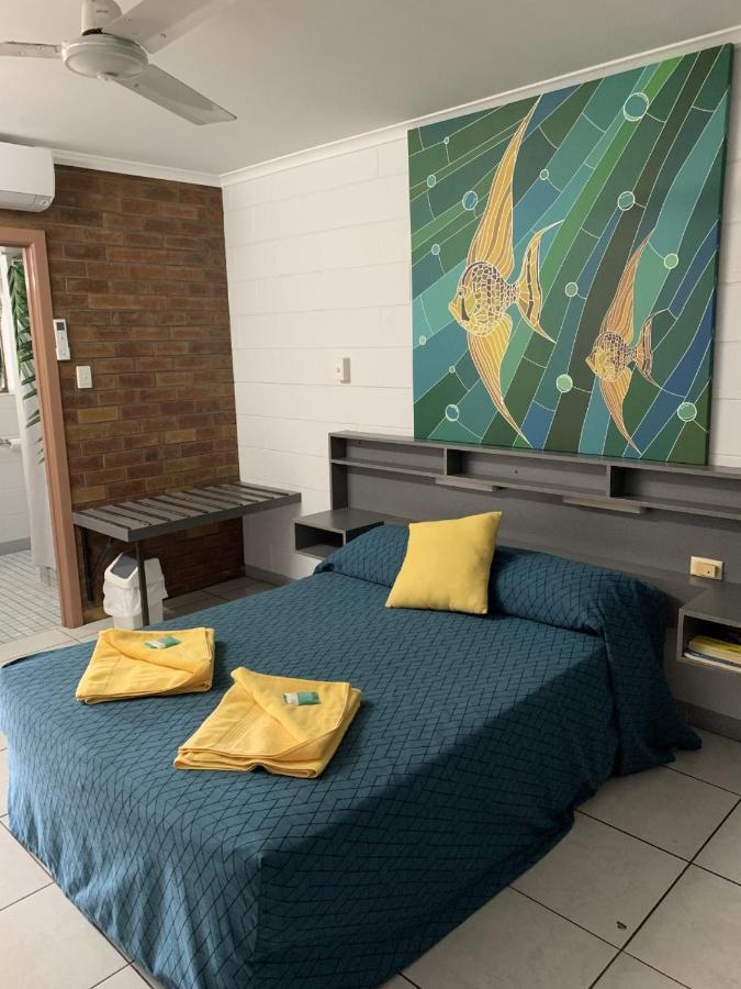 Sandpiper Motel Grasstree Beach Экстерьер фото