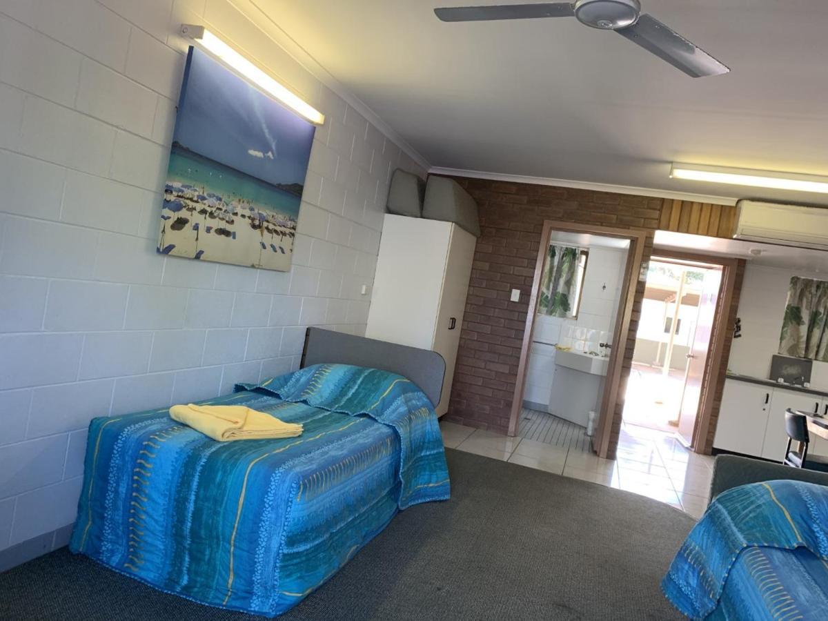 Sandpiper Motel Grasstree Beach Экстерьер фото