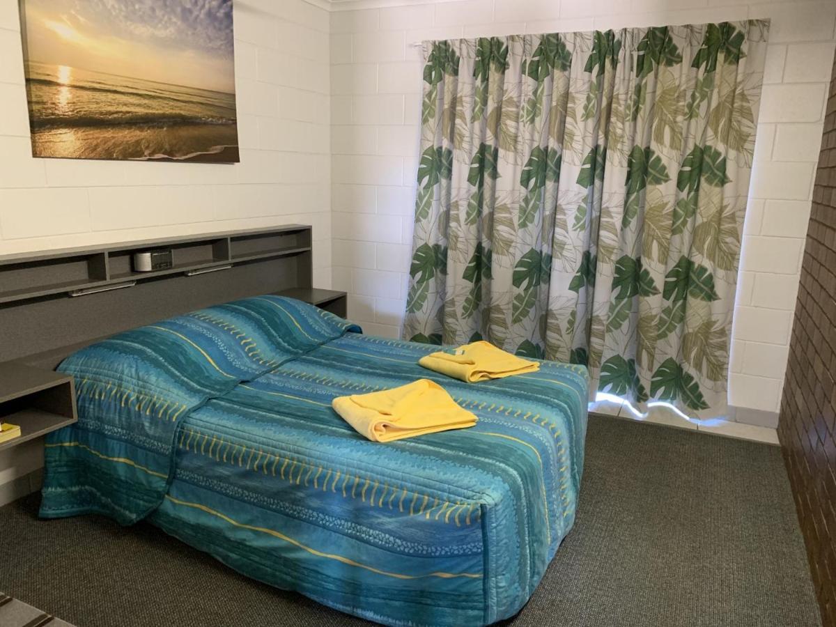 Sandpiper Motel Grasstree Beach Экстерьер фото